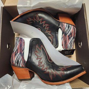 Ariat Dixon Black Chimayo 11